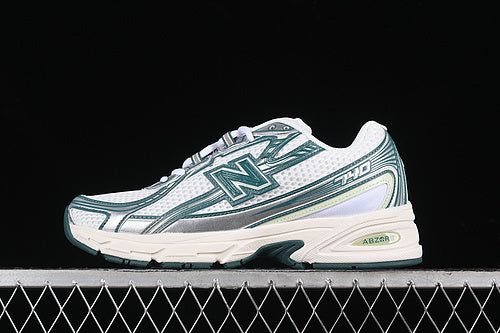 New Balance 740 Sea Salt