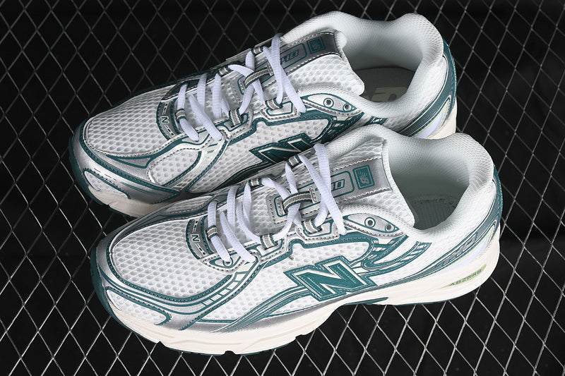 New Balance 740 Sea Salt