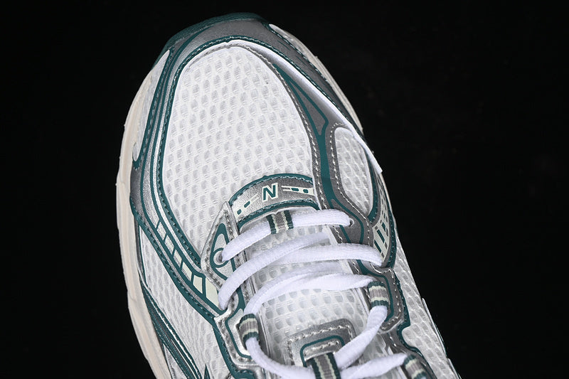 New Balance 740 Sea Salt